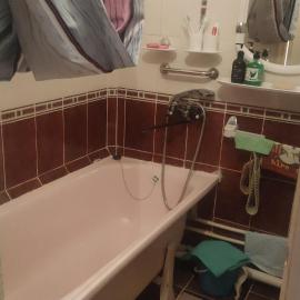 Трёх комнатная квартира, hotel in Balqash