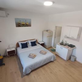 Komforna Soba U Centru #3, hotel din Mladenovac