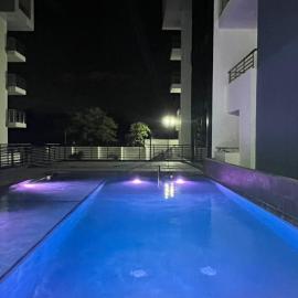 W39 Comfort Suites - Kingston - pool