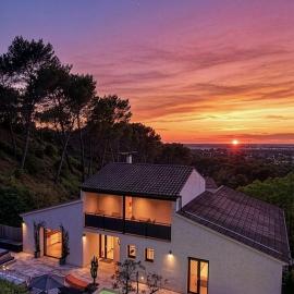 Arty Provence, vue, calme et piscine chauffée dans les Alpilles proche St-Rémy-de-Provence، فندق في Saint-Étienne-du-Grès