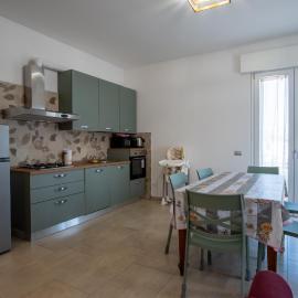 GuestHost - Residenza Ezilde Flat with Parking, hotel em Quarto
