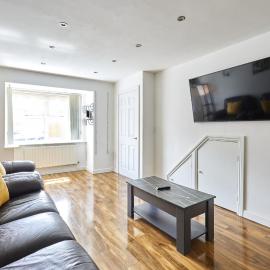 Host & Stay - Urban Nest LIV