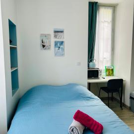 몽뤼송에 위치한 호텔 Studio au pied du Château Wi-Fi Proche Gare