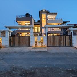 Stylish Home from 1 room to Full space 5 bedrooms، فندق في نيفاشا