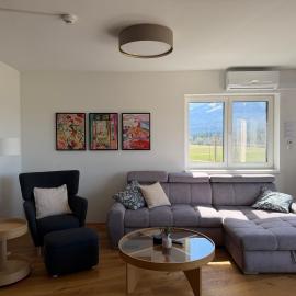 PanoVista19 - Premiumwohnung Faaker See mit Klimaanlage，芬肯施泰因的飯店
