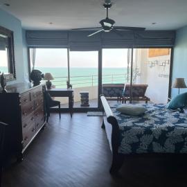 PALM PAVILION HUA HIN, APPARTEMENT 2 CHAMBRES avec TERRASSES SUR LA MER