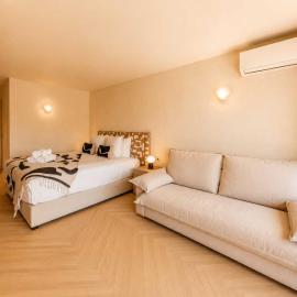 Cosy studio with parking balcony- 4P-Saint-Tropez