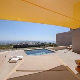 Very welcoming and cozy villa in Santorini
