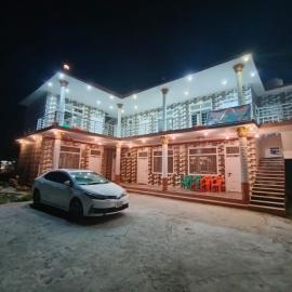 Homeland Hotel and Resort, hotel a Burāwai