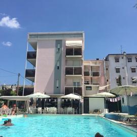 Hotel Tre Rose New 2026, hotel en Riccione