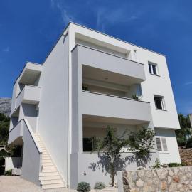 Apartmani Mladen