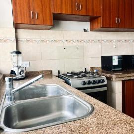 Centrica y Residencial, khách sạn ở Ambato