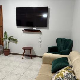 ACOGEDOR DEPa CON GARAGE PRIVADO, hotel a Nueva Loja