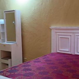 Michenzani rooms apartment, hotel v destinácii Ngambo