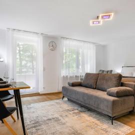 Cruwzo I Helle Studio-Wohnung mit Parkplatz