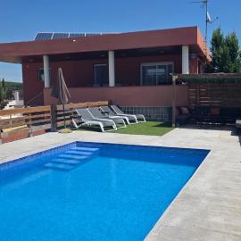 Casa El Roble, hotel in Caldes de Malavella