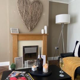 Dent View Spacious 3 Bed Home - Free Parking - West Cumbria โรงแรมในCleator Moor