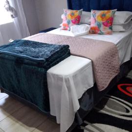 Tourist Guest House Accommodation, hotel in Mahikeng