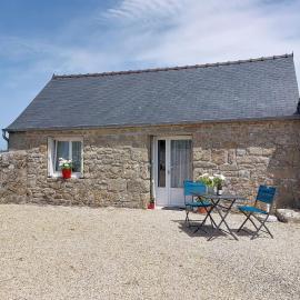 Holiday Home Ti an Naod by Interhome, hotel en Plouescat