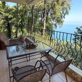 Oasis Villa Elitsa - Pelion، فندق في Pouríon