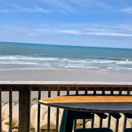 Steps to the Ocean! 219, Hotel in North Topsail Beach