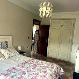 City Home, hotel i Beni Enzar