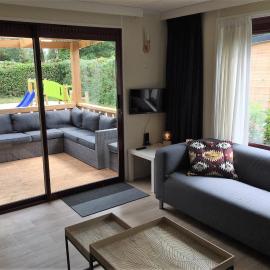 Chalet met Veranda en whirlpool gelegen in NP Drents Friese Wold, camping met zwembad 71, hotell sihtkohas Wateren