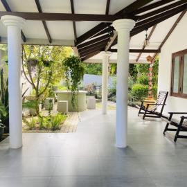 Villa Kaya, hotel in Welihinda