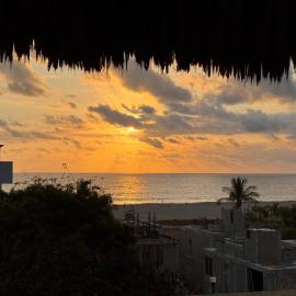 Casa Guadalupe - big beach oasis!