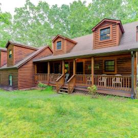 Lazy Bear Lodge, hotel a Swanton