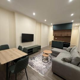 Rei Apartments and Room, מלון בשקודר