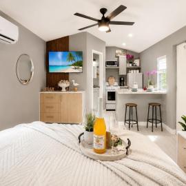 Cozy escape Free parking Private Patio – hotel w mieście Miramar