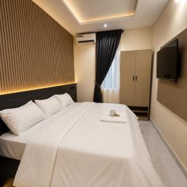 Eku에 위치한 호텔 Leebwill Hotel & Apartment