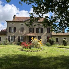 Château du Rau Apt9 - piscine & parc ombragé