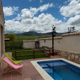 Casa Rural Amapola, Hotel in Valdeprados