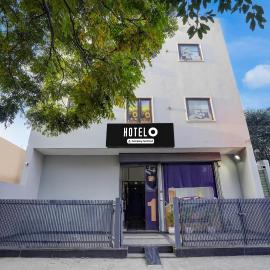 Super Hotel O by OYO Silver Arc Mall Ludhiana Formerly White Solitaire 1, ξενοδοχείο σε Λουντιάνα