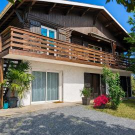 Chalet au bord des vignes - 14 pers