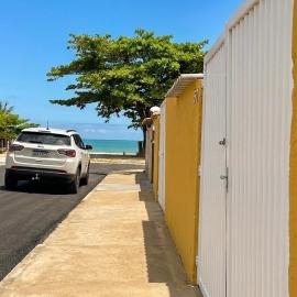 Casa Bali Beira Mar - Sesc Bertioga, hotel in Bertioga