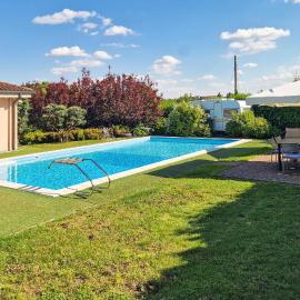 Gorgeous Apartment In Merone With Swimming Pool