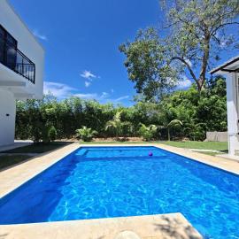 Villa Kas Abao Doradal Ant, Hotel in Doradal