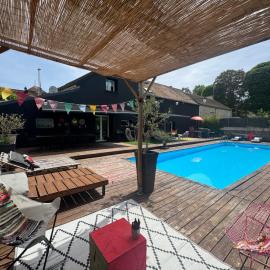 La Villa d'ElodibiZa, 45mn de Paris en train avec piscine !