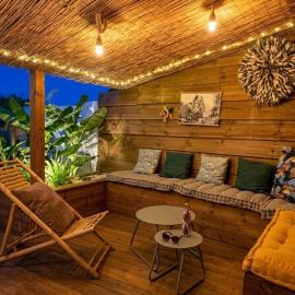Lodge privatif classé jardin tropical sans vis à vis, hotel in Saint-Pierre