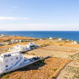 Vourvoulos에 위치한 호텔 Santorini's Welcoming Getaway - Blissful & Homely