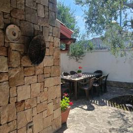 IL MARCHESE DI TRANI - Luxury stay in Puglia - private parking inside the villa