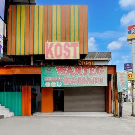 Hotel O near Summarecon Mall Serpong formerly Gemilang Guesthouse, ξενοδοχείο σε Klapadua