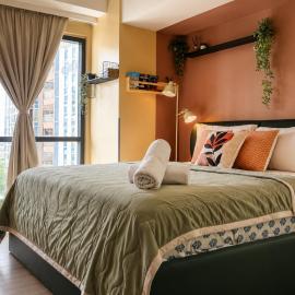 Stylish Condo that fits 7 with Washer and Fast WiFi Long Stay Ready and Family Friendly Suite