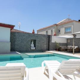 Chalet Empul Las Marismas, hotel in Chiclana de la Frontera