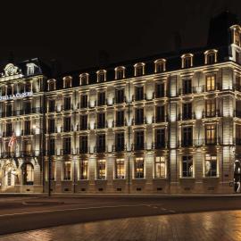 Grand Hôtel La Cloche Dijon - MGallery Collection: Dijon şehrinde bir otel