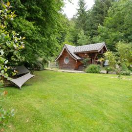 Chalet des amoureux pêche et rando, hotel sa Épinal