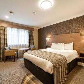 Corr's Corner Hotel، فندق في نيوتاونبي
